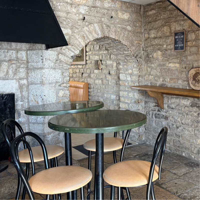 Le restaurant - Relais De Maison Neuve - restaurant PORT-LESNEY - Restaurant Salins les Bains - Grande Saline de Salins-les-Bains  - Fort Belin - Port Lesney restaurant